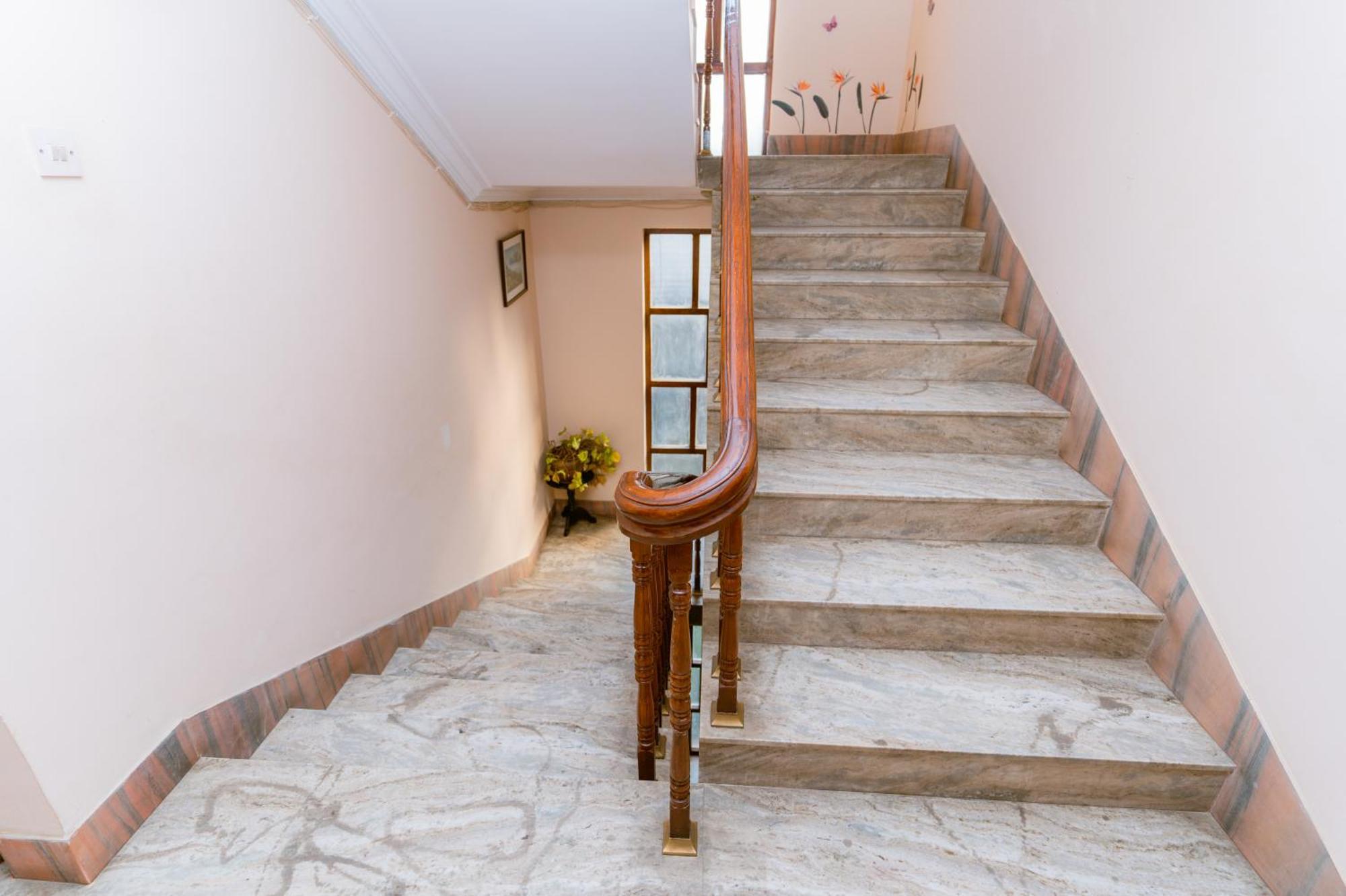 Cloud 9 Garden Otel Katmandu Dış mekan fotoğraf