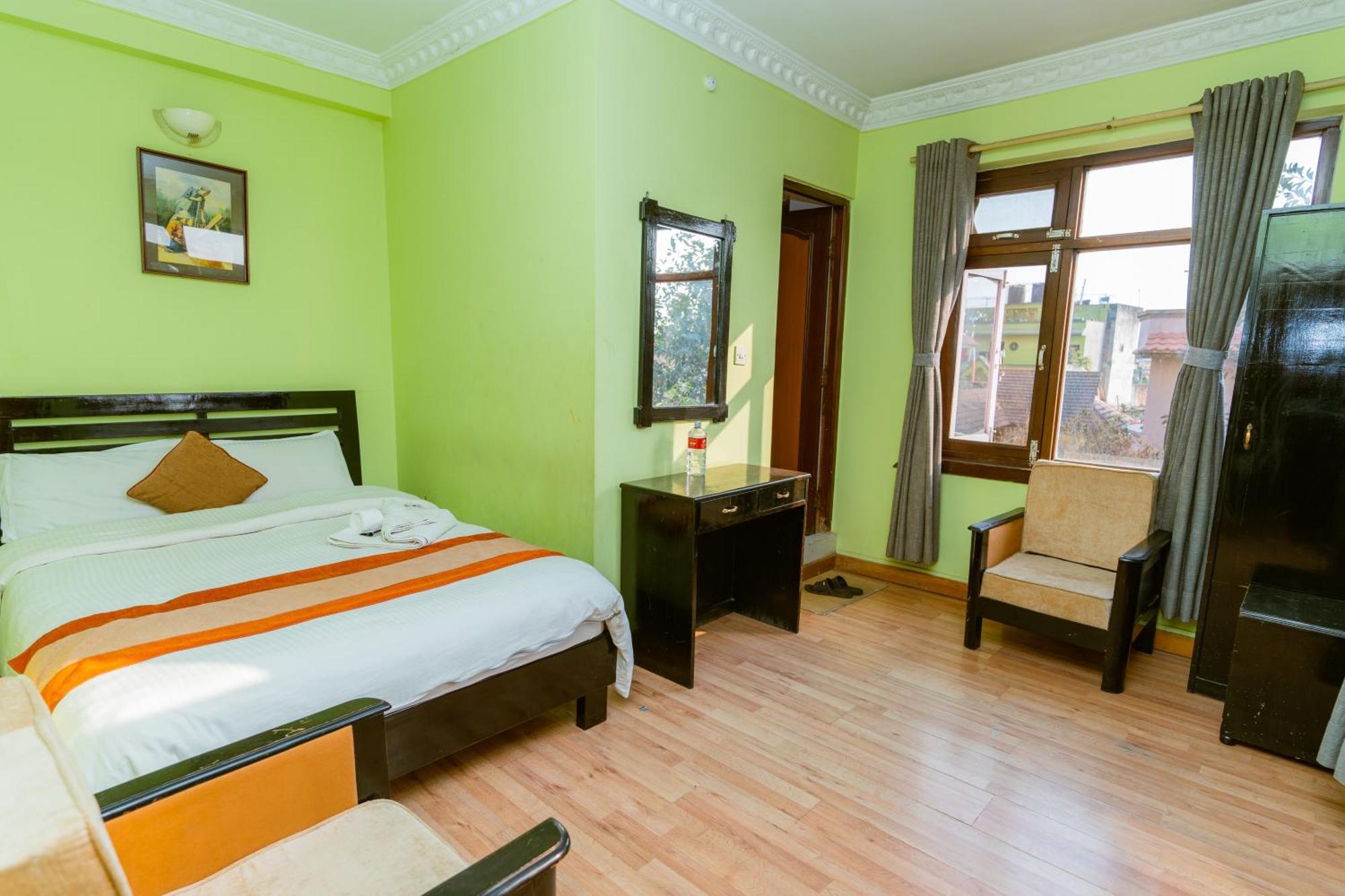 Cloud 9 Garden Otel Katmandu Dış mekan fotoğraf