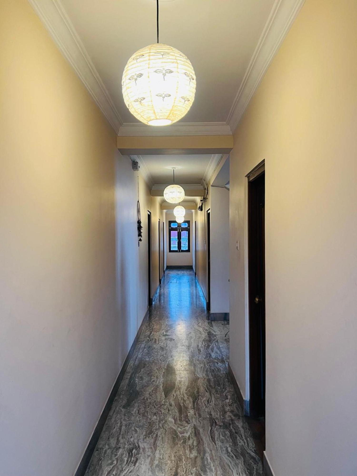 Cloud 9 Garden Otel Katmandu Dış mekan fotoğraf